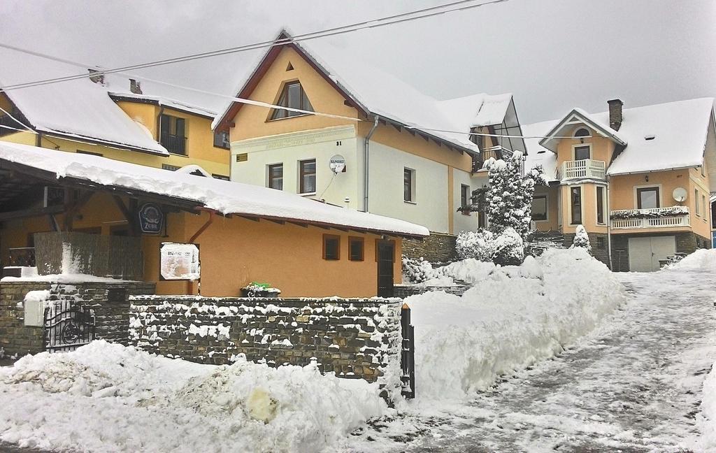 Vila Dravce Exterior photo